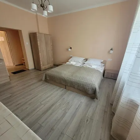 Azta Guest house Heviz